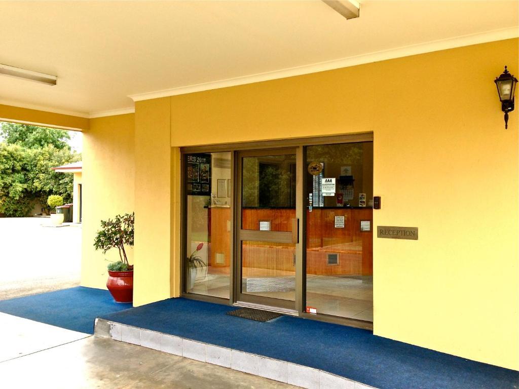Kyabram Motor Inn Экстерьер фото